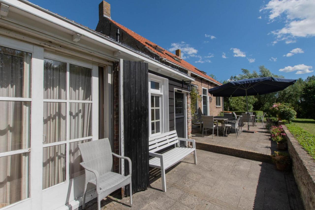 Villa Landelijk Gelegen Familieboerderij Oudelande Exterior foto